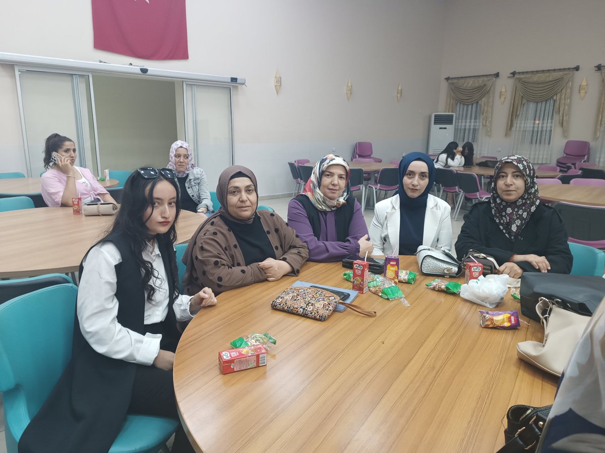PartiZara's tweet photo. Ak parti Zara Kadın Kolları olarak Beyza Erkan ve Mehmet Aslan kardeşlerimizin düğün &amp; kına merasimlerine katılım sağladık..

Rabbim bir ömür boyu mutluluklar nasip etsin 🤲♥️

@AKKADINGM 
@akkadinSivas 
@PartiZara https://t.co/XW2YdJVHqP