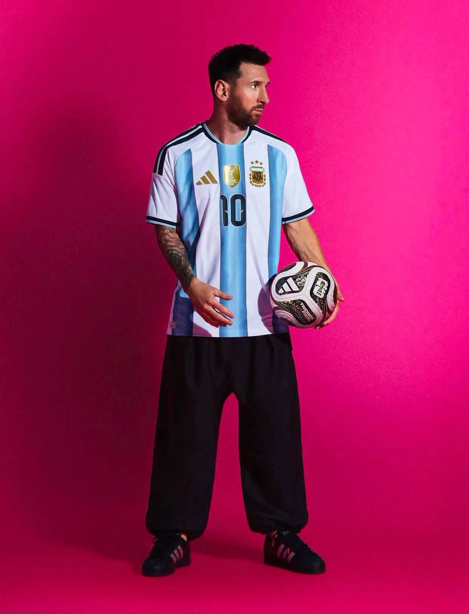 DaddyKayNation1's tweet photo. Is He the REAL GOAT or NOT ??? No time to be BIAS or Self Interest. https://t.co/lXtZ43cvoE