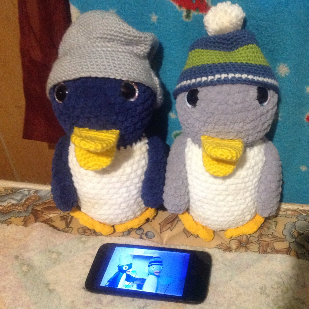 PitagoraSuicchi's tweet photo. ピタゴラスイッチ。
ピタとゴラ も みました〜〜。
ピタとゴラ は 自分 見つけた。
ピタ:「ああ~! ぼくたち だよ!」
ゴラ:「ぼくたち、 ぼくたち! すごい!」
ピタとゴラ でてきました 大最高ーーー。
#ピタゴラスイッチ #ピタとゴラ #PythagoraSwitch #nhk #Eテレ
- リタちゃん。 https://t.co/W7mr4J2JKs