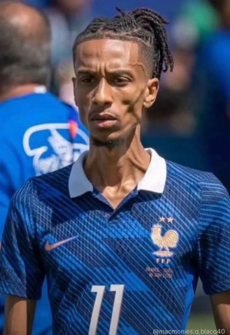 eti86842's tweet photo. Olise see midfield blood finish for him body 😂😂 https://t.co/yYHi5FMN4x