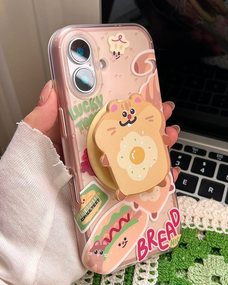 insperarise's tweet photo. breakfast-themed cat phone case 🍞 https://t.co/hi5S2WjqZ7