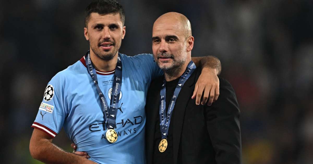 ManCity_Es's tweet photo. La predicción de Pep Guardiola:
"Le dije a Rodri: esto no es cuestión de seis o siete meses. No es: 'Vuelvo, juego, y vuelvo a ser el Rodri de antes.' ¡No!  
Al Rodri de verdad lo veremos en el mundial 2026 con España, y la próxima temporada estará en su mejor nivel absoluto” https://t.co/9ONK9Y0suU
