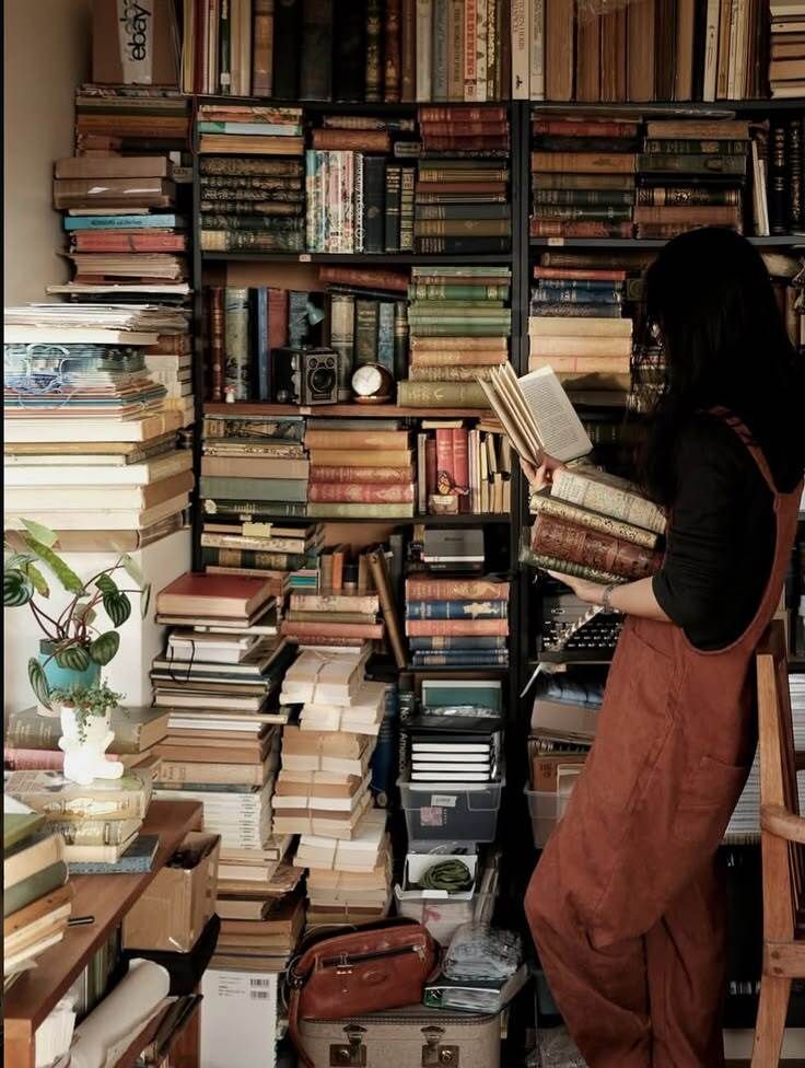 BookTasters's tweet photo. Eyes scanning margins, imagination quietly architectural. ✨ https://t.co/kTWZyGYncC