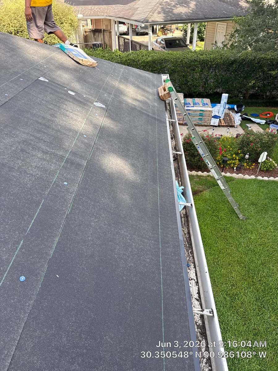 CanalesAnd37740's tweet photo. ✨ Build with confidence with Canales Construction And Roofing LLC 🏠
Professional roofing, siding, framing, and remodeling services backed by 18 years of experience.
📍 Louisiana
📞 225-276-4135

#RoofingServices #Construction #HomeRenovation #Louisiana https://t.co/KCZFL2mrBZ