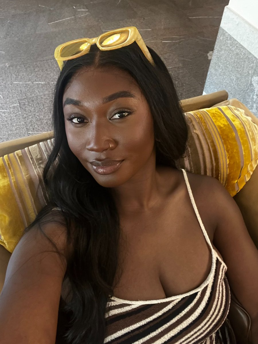 Ad0girl's tweet photo. 😇😇 https://t.co/35uxygEQrD