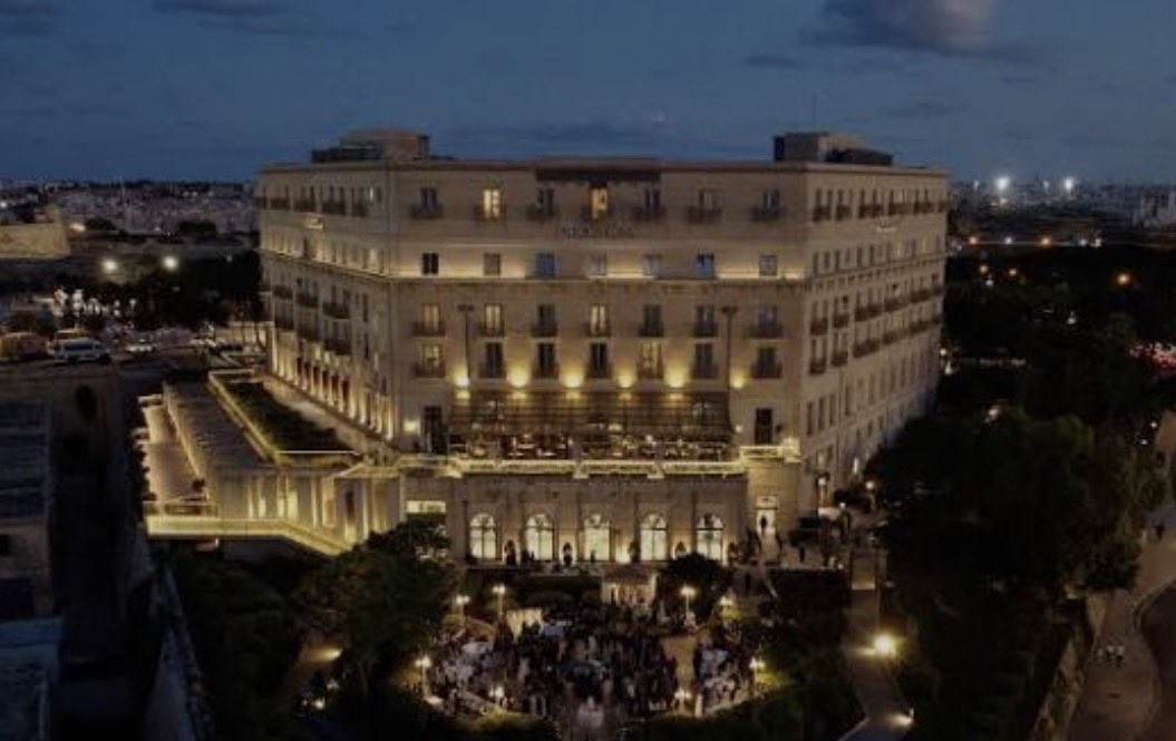 SusieBerber's tweet photo. @WalksWallstreet The Phoenician Hotel Valetta, Malta https://t.co/0qLVWiwuyn