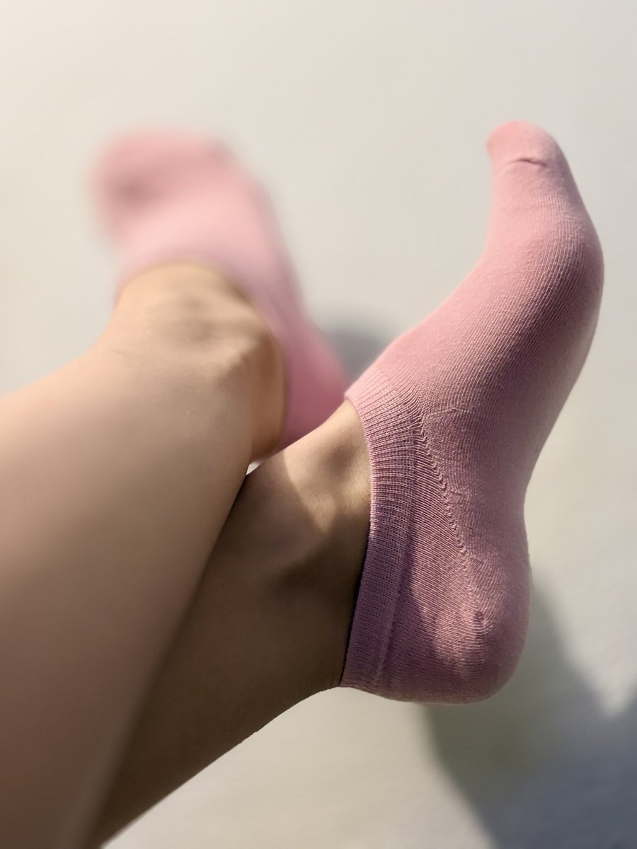 solyntoe's tweet photo. Perfekcja sama w sobie ✨

#findom #feetfetish #fetish #stopy #paypig #moneyslave #nylonfetısh #shoeplay #findompl https://t.co/hWtyyFDNKi