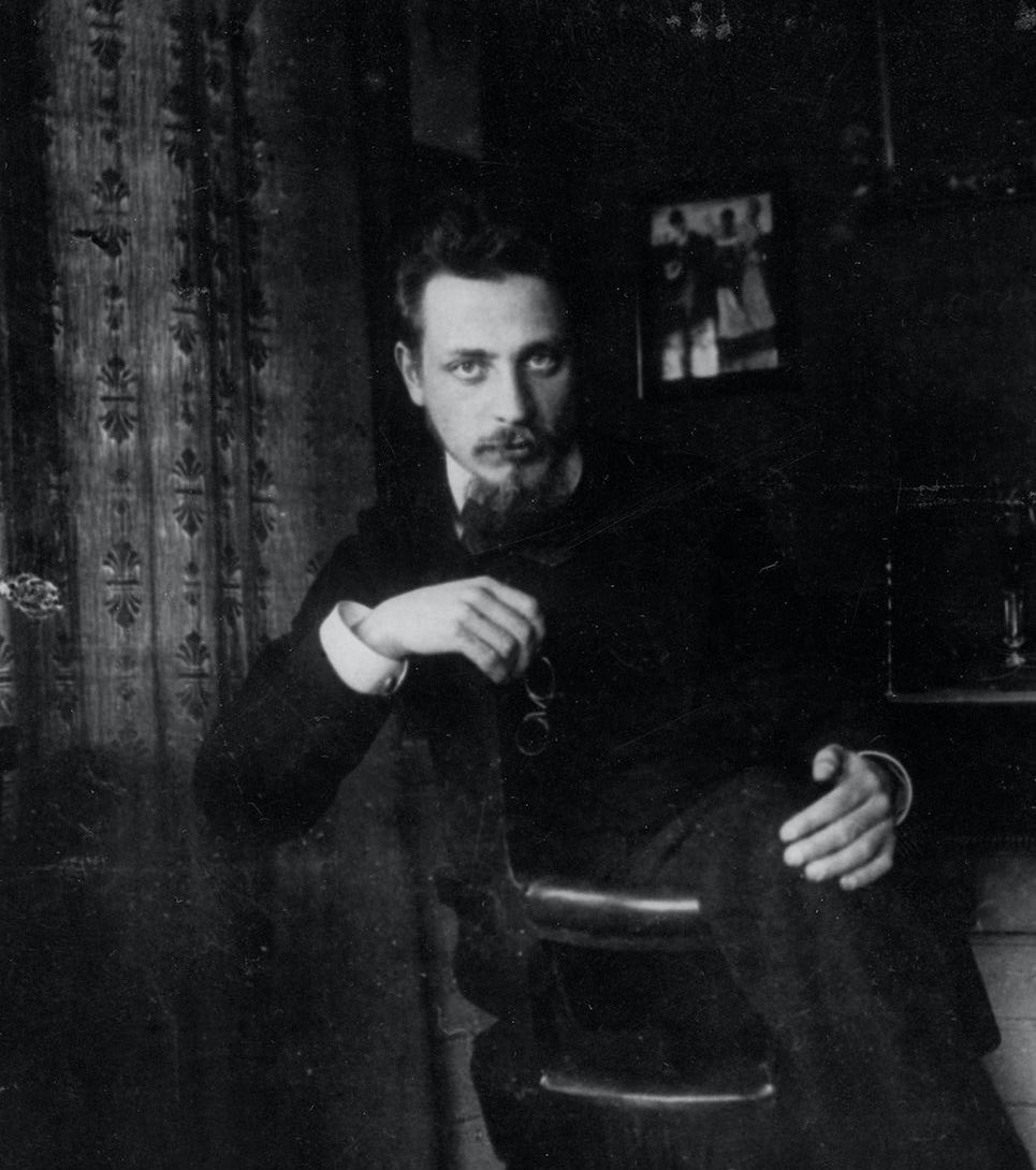 BretVDB's tweet photo. There is a severe pathos in Hans Urs von Balthasar’s reading of Rilke’s first Duino Elegy: “Because the descending chain is broken, longing as eros can no longer reach upwards. Therefore there is no longer any continuity between the beautiful and the glorious, which can now appear only as the terrifying. Man’s sobbing heart possesses the measure of the beautiful, which is that which the heart in its own transcendence can attain by feeling; the ‘terrifying’ dwells in a place beyond beauty which is not to be mastered.” (The Realm of Metaphysics in the Modern Age)