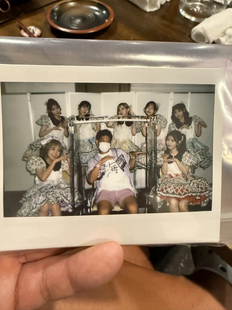 gp_fz16's tweet photo. 初めてのSS賞
・頭真っ白でポーズ決めてもらう
・自分圧倒的に黒い
・みんな尊い
・推しが横で尊すぎる
・我が生涯に一片の悔いなし
#仲川瑠夏 https://t.co/gmXW2QHRVE