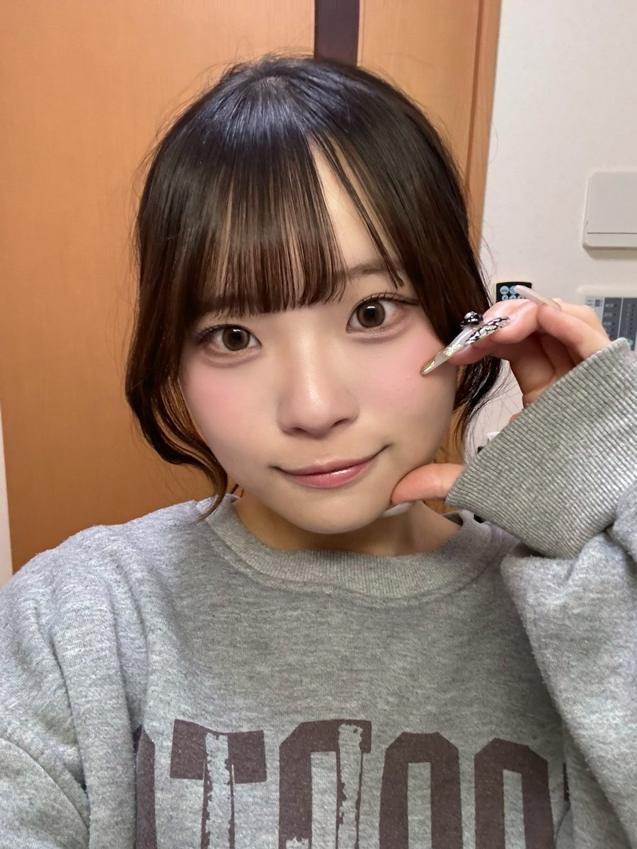 mare_aoshiki's tweet photo. おはようございます🔅🔅

今日はどんな1日を過ごしますかー？
今日も1日応援しています...♪*ﾟ https://t.co/65ipqdVql2