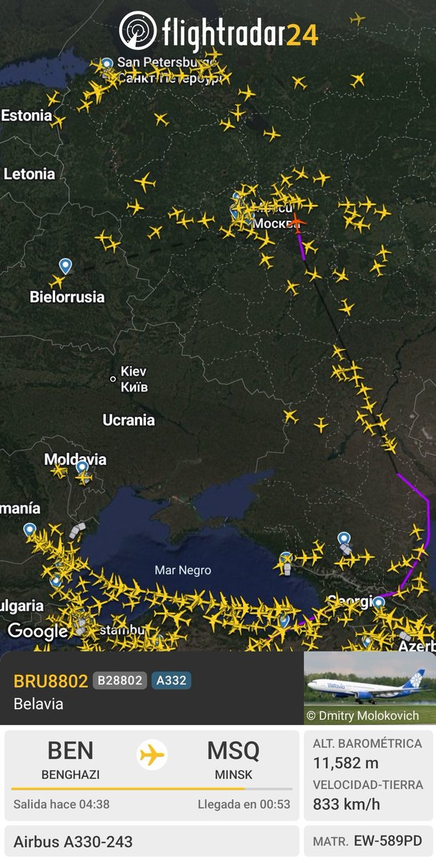 Gl0ryScope's tweet photo. Vuelo BRU8802 de Belavia (Bengasi–Minsk). Ha aparecido en una zona del oeste de Rusia, en la frontera con Ucrania, donde no hay tráfico civil visible y, tras "desaparecer" cerca de Belgorod, ha reaparecido en Moscú. Todo apunta a un error de seguimiento del radar.
#OSINT #ADBS https://t.co/zPPN2xqyDm