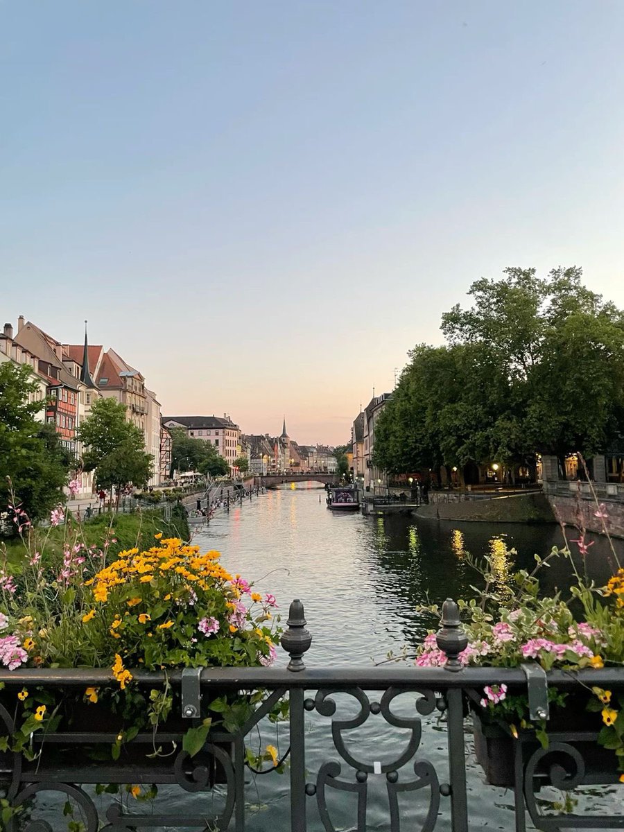 echoesofworld's tweet photo. Strasbourg, France https://t.co/MSoSZYBpay