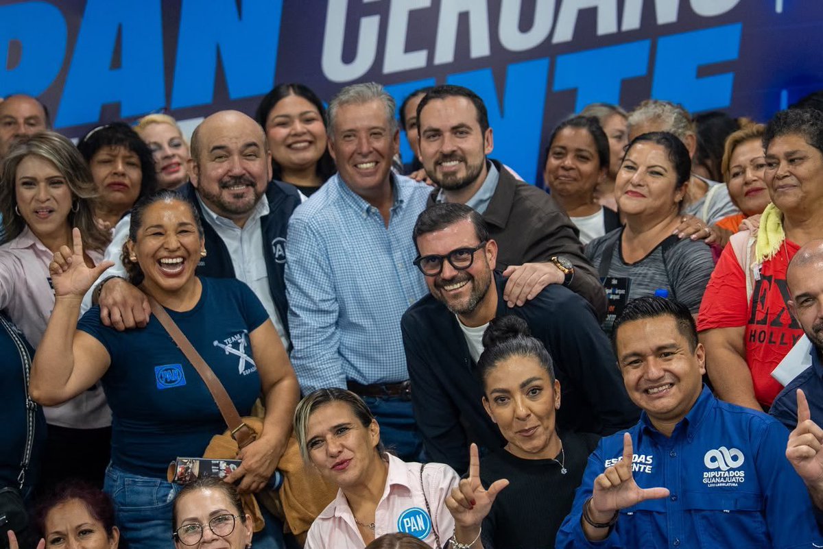 periodistafrg's tweet photo. -Si es así, @AlanMarquezBe tiene el apoyo de varios ex gobernadores para la candidatura a la presidencia municipal por el @PANGuanajuato

Si fuera candidato oficial y gana, la gobernadora @LibiaDennise enriquece opciones políticas para el futuro político del panismo de Guanajuato https://t.co/qnwEv7mcOl