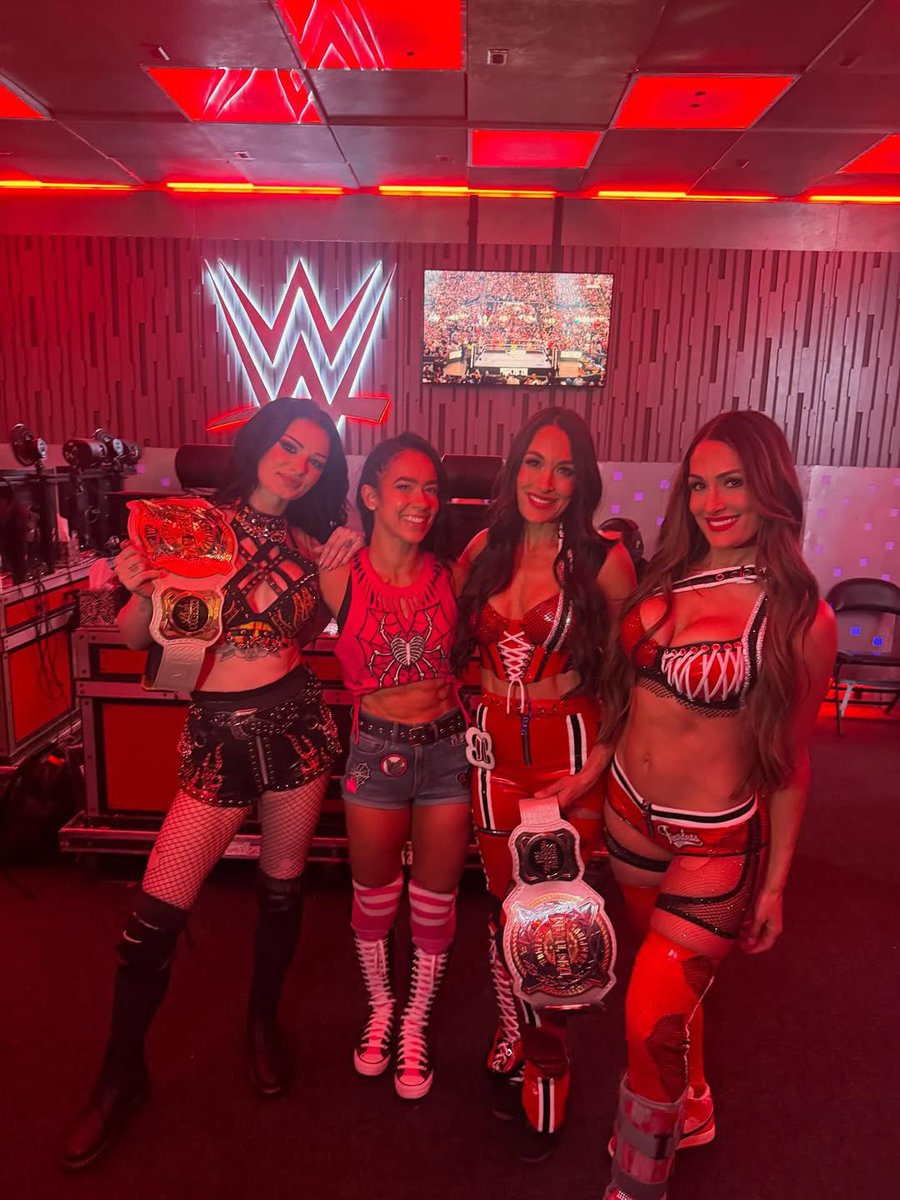 nikkigarcialove's tweet photo. THE GIRLS ARE REUNITING IN 5 DAYS🥹‼️ https://t.co/hZETz0zYVk
