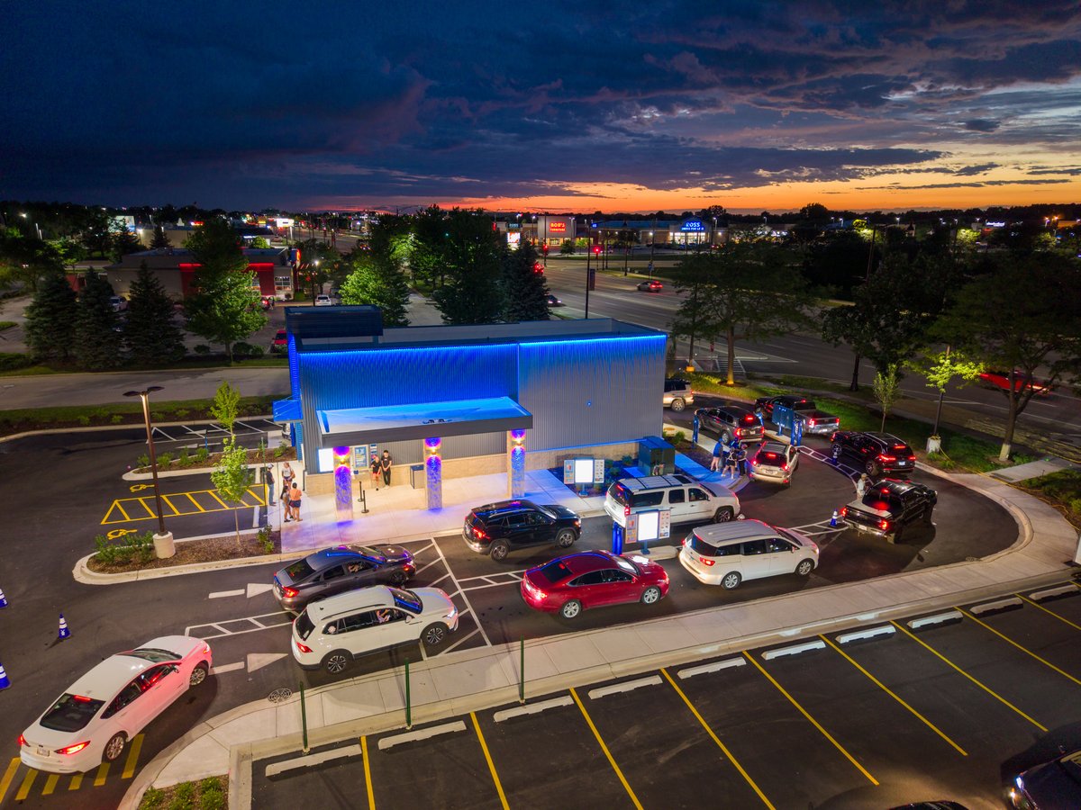 DroneVideos_com's tweet photo. It's your photoshoot, we work on your schedule. We understand the value in photographing a business at peak times to show vehicle and pedestrian traffic. Order online and select the exact date and time you want our Drone Operator to arrive on location from dawn till dusk! https://t.co/SQURsEzwP6