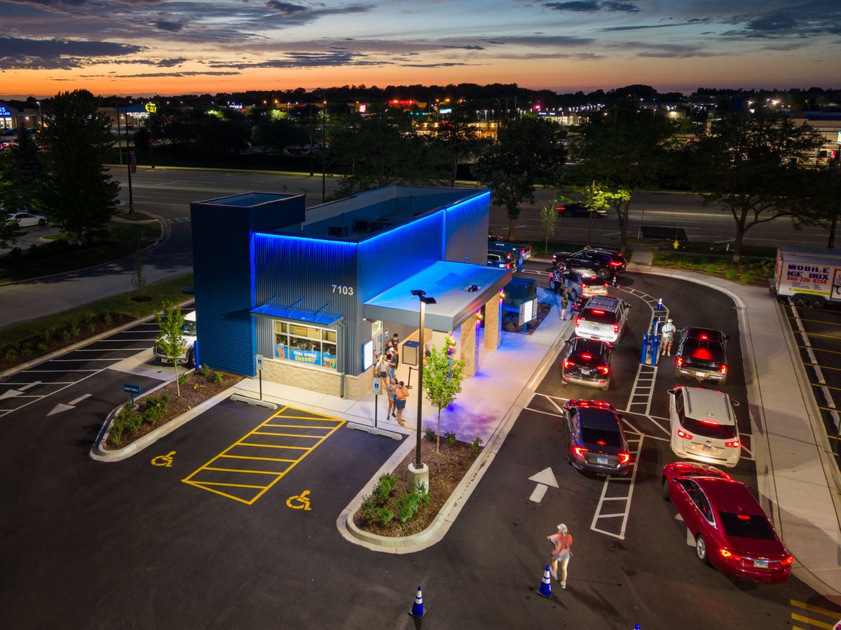 DroneVideos_com's tweet photo. It's your photoshoot, we work on your schedule. We understand the value in photographing a business at peak times to show vehicle and pedestrian traffic. Order online and select the exact date and time you want our Drone Operator to arrive on location from dawn till dusk! https://t.co/SQURsEzwP6