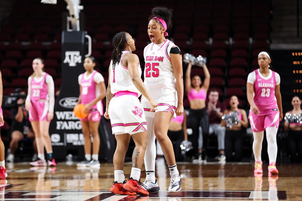 AggieWBB's tweet photo. Wishing our girl Salese the happiest of birthdays! 🥳 @BoboDaShow https://t.co/dWfpG1G5Eq