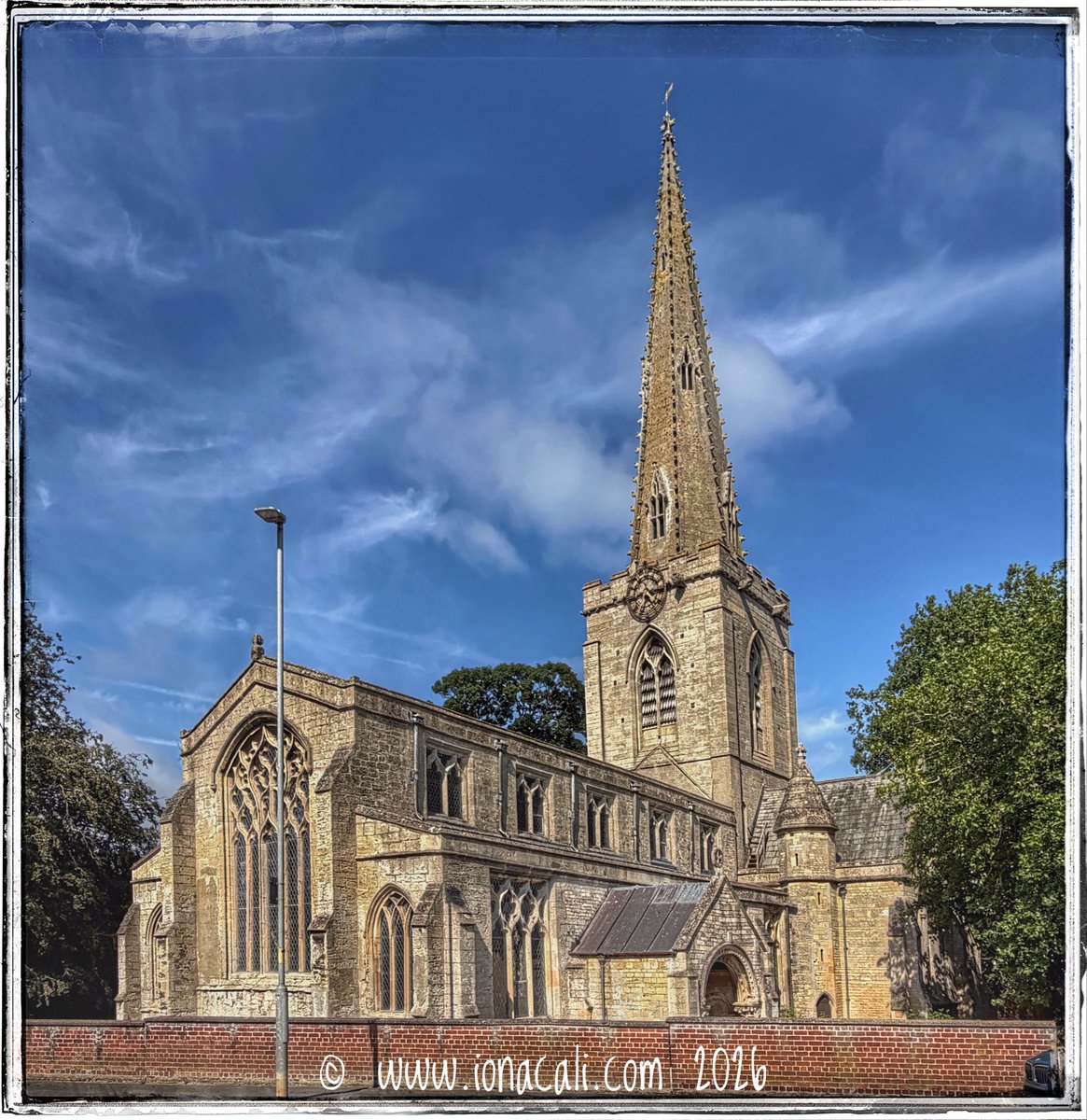 iona_cali's tweet photo. St Mary’s Church. #Sutterton https://t.co/yzDetr26fY