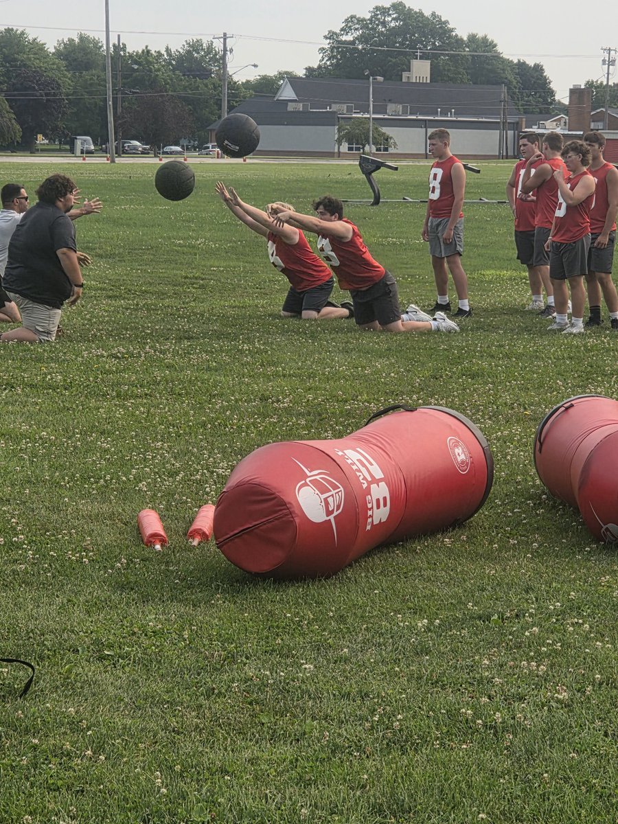 Bellevue Redmen_SRO tweet media