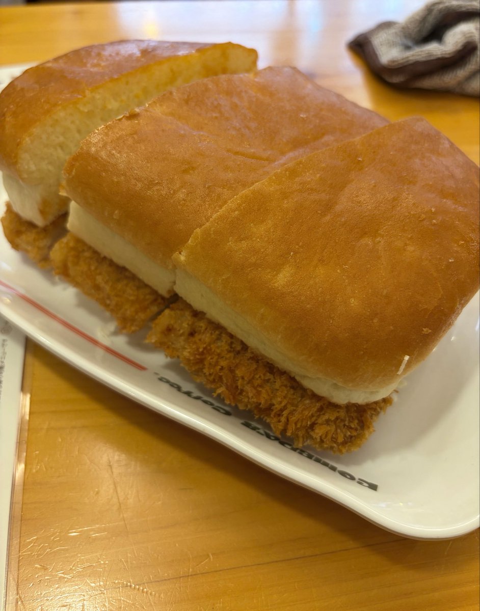 Unnatural017's tweet photo. 朝食コメダです https://t.co/4ZRHX0gdhM