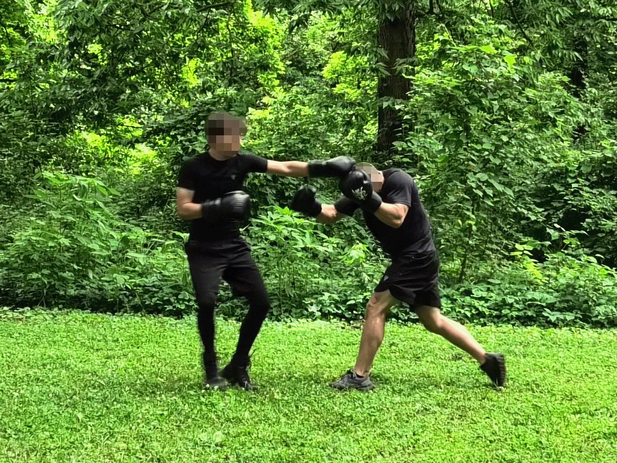 SonsOfHengist's tweet photo. Sons of Hengist conducted a training activity in Sharonville, Ohio.

New members were welcomed to the club and sparring matches were held.

@SonsOfHengist | @FolkishVanguard https://t.co/xi1mmOcOnD