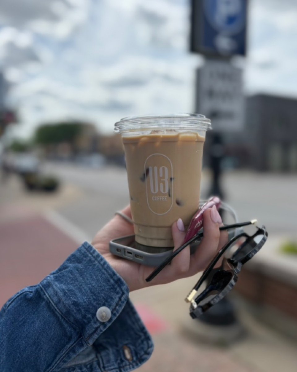 U3CoffeeX's tweet photo. THE U3 GIRL STARTER PACK

Ready for class, work, errands, or absolutely nothing at all.

Tag your coffee run bestie below!

#u3coffee #unitedbycoffee #forestparkil #CoffeeRun #ItGirl https://t.co/C57pDgYUVg