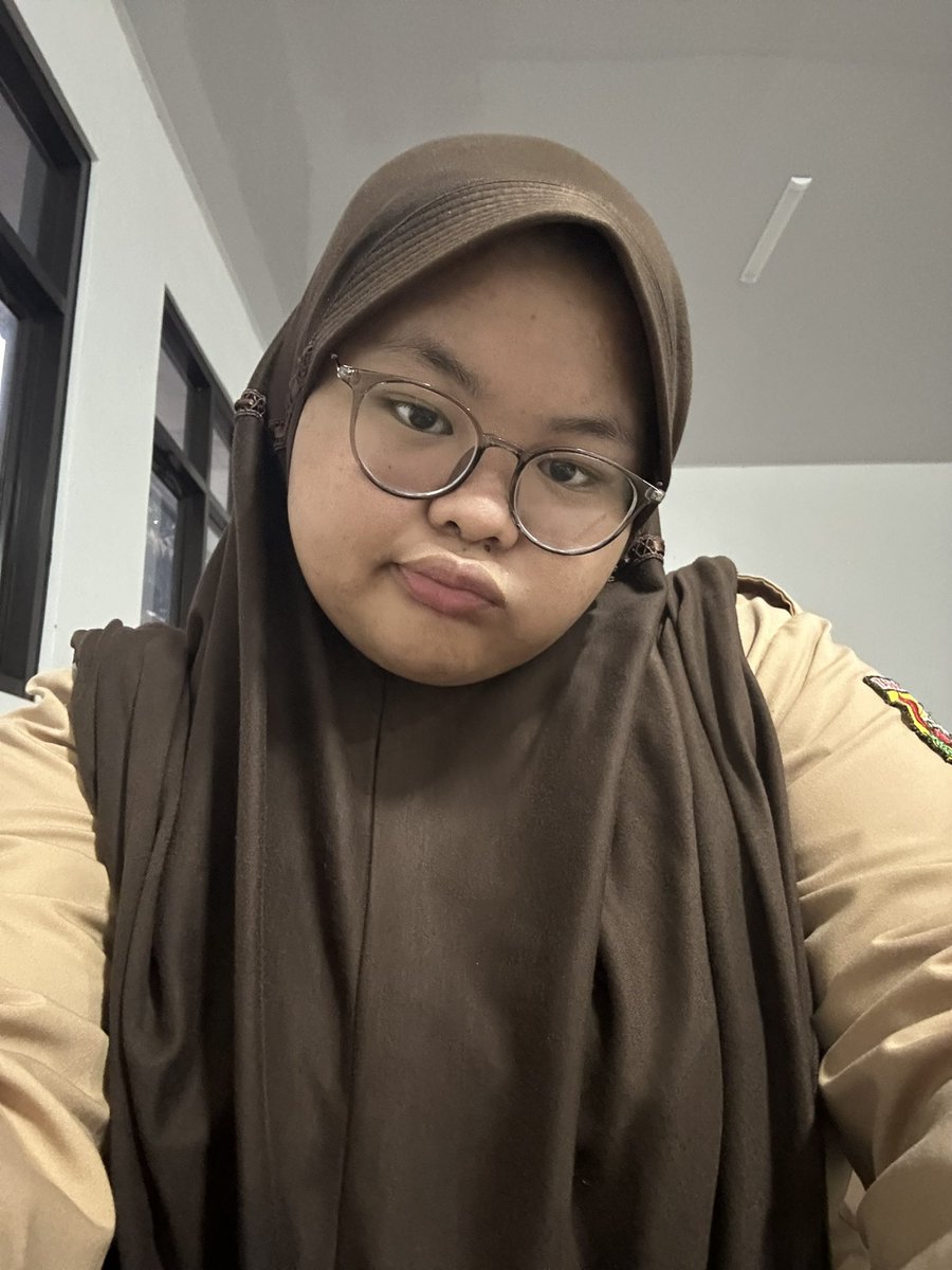zee 🥥🤖 tweet media