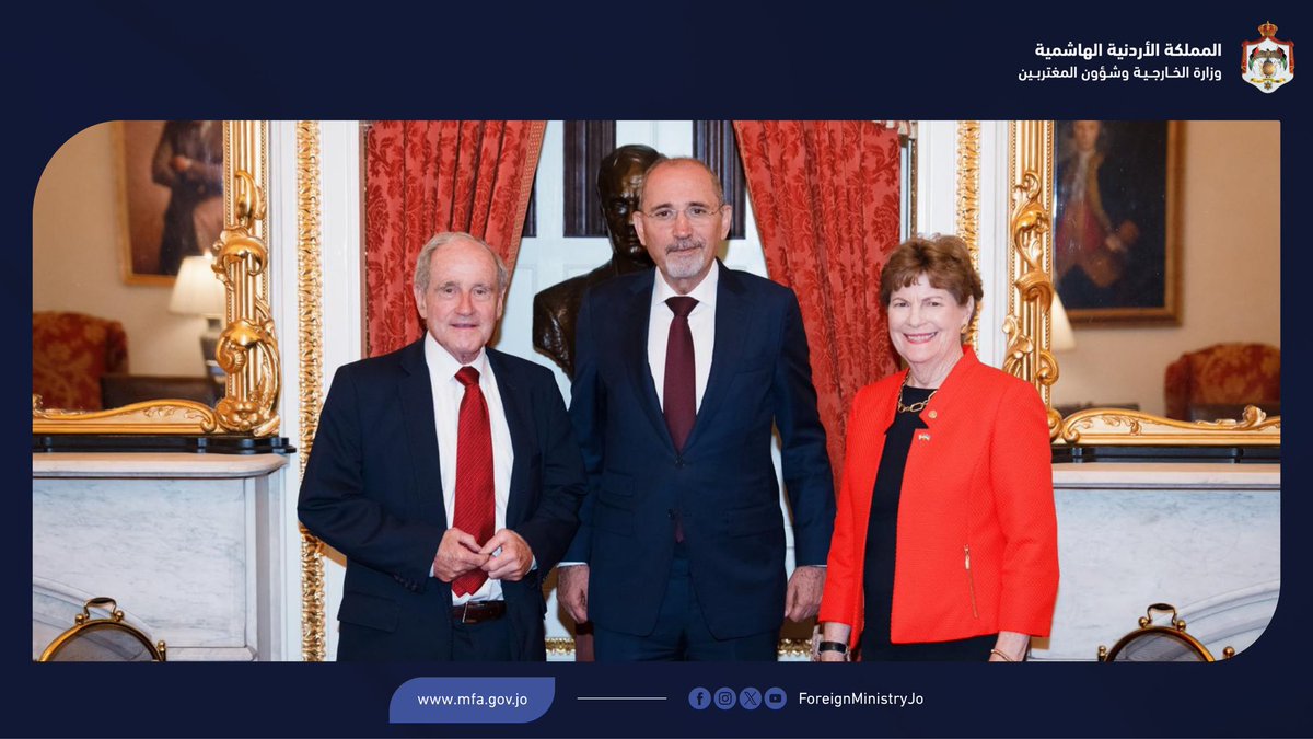 ForeignMinistry's tweet photo. يجتمع الآن نائب رئيس الوزراء ووزير الخارجية وشؤون المغتربين أيمن الصفدي @AymanHsafadi مع رئيس لجنة الشؤون الخارجية في مجلس الشيوخ الأميركي السيناتور جيم ريش @SenatorRisch، ورئيسة الكتلة الديمقراطية في اللجنة السيناتور جين شاهين @SenatorShaheen، في واشنطن. 

#الأردن 
#الولايات_المتحدة