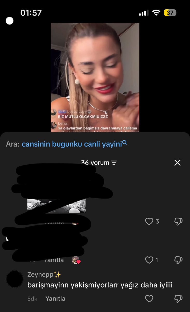 esmaxly tweet media