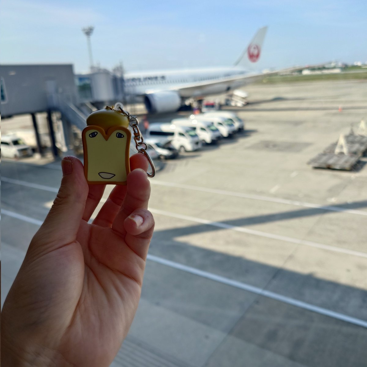 tk17213's tweet photo. 幕張向かいます https://t.co/KIbqrplRjg