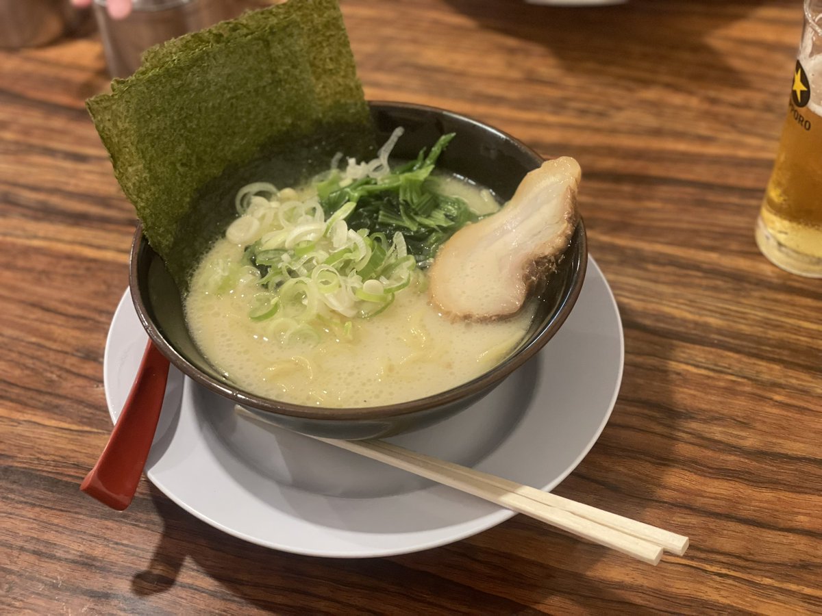 gox6i's tweet photo. 昨日の教訓
「酒飲んで家系行くなら塩一択」 https://t.co/mfFNAAukKf
