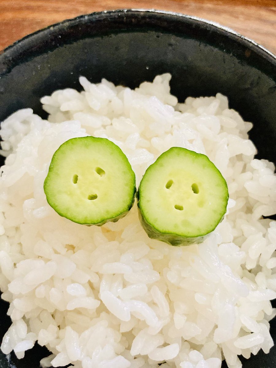 awoiweb's tweet photo. 気づいたメモ📝AIは学習させる内容が重要、人の道具として有能に。例:漫画家、自分の画を徹底的に学習させ、本人が描いたラフ画から作画をAIに。仕上げニュアンス手直し本人。個人専用アシスタントAI。2年後には実装されてそう。てかもうある？時代速すぎてついていけないけど想像だけぐるぐる🌀 https://t.co/wC1X3uzXfQ