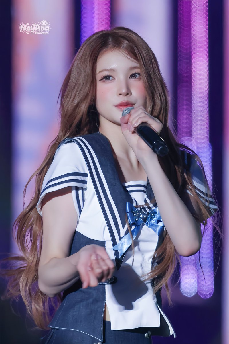 NayAna_H2H's tweet photo. 260628_Busan One Asia Festival (BOF)

#Ana #에이나 #노유나 #魯惟娜 #盧惟娜
#Hearts2Hearts #하츠투하츠 #H2H #하투하 https://t.co/IeH34WQwQ8