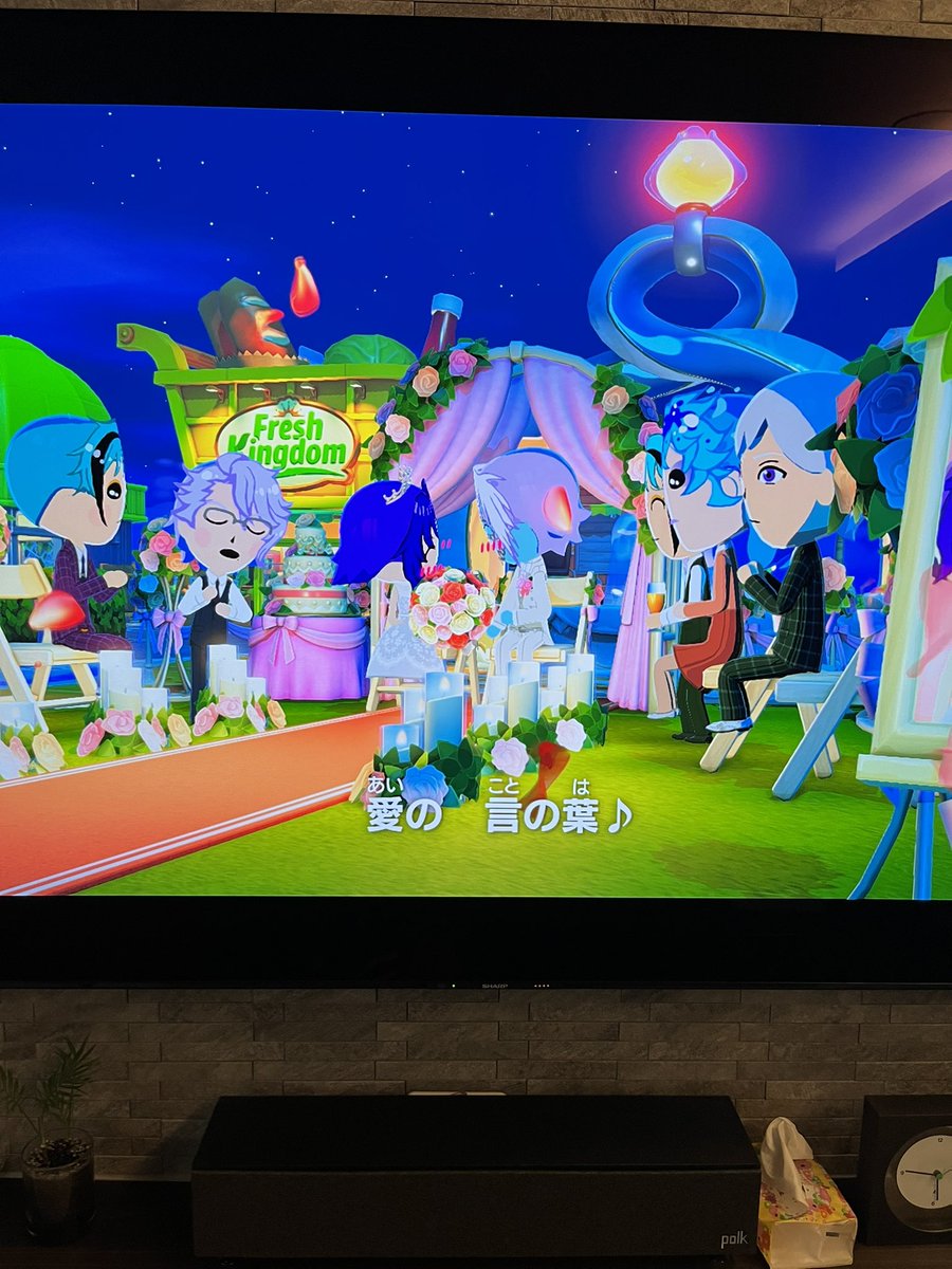 zero_resan's tweet photo. 今更ながらトモダチコレクション始めました！

基本ツイステキャラ作って遊んでるんですが、今回から好きな色で肌も作れるので思わずゼルやんを作ってしまった(笑)姫も作ってあげたらあっという間に結婚まで…早いよ！

ツイステキャラに見守られて結婚式するのはなかなか見応えがありましたデス(笑) https://t.co/iS0HZCOwD9