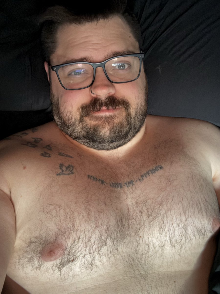 arcadia_bear's tweet photo. How’s everyone been?? 👀 https://t.co/PLeudkC7f8