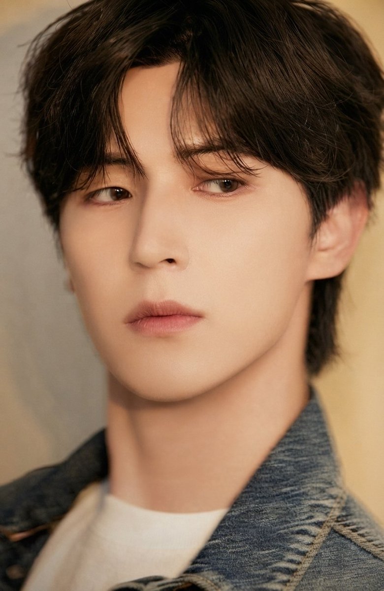 ddowoooo_'s tweet photo. 💛 https://t.co/a7vYulYjJE