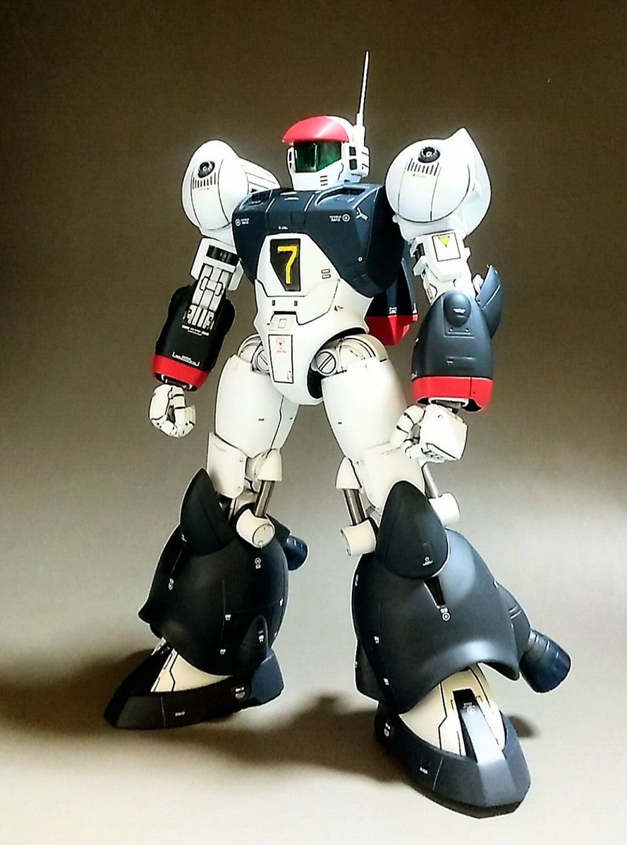 ms06rzktr's tweet photo. #みんなの旧キット見せ合っていいねやrpしようよ

旧キット＋MG https://t.co/r8zXoh5AKc