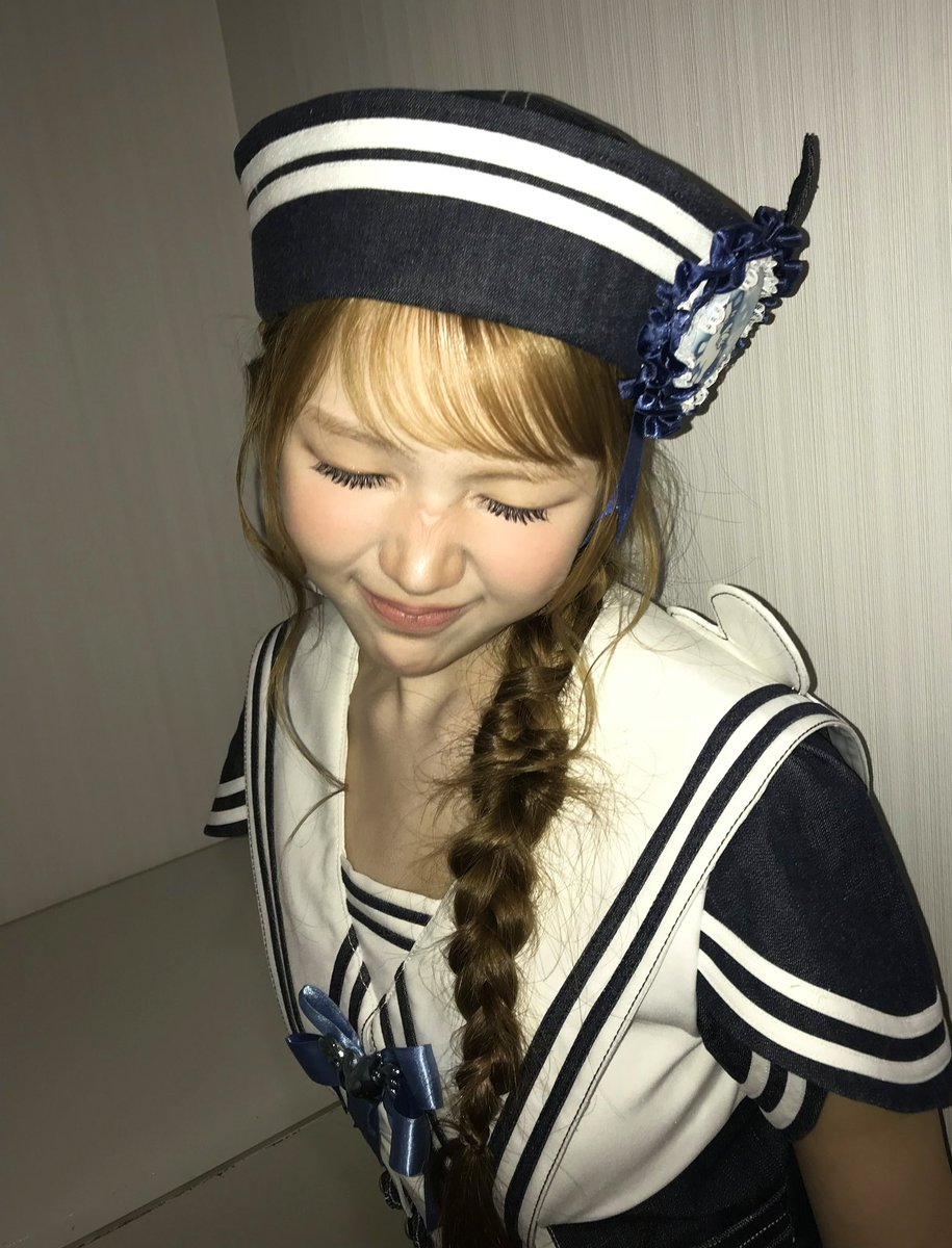 cake_920's tweet photo. 수요일 아침 예온이 보고 힘내자🫴🫴 https://t.co/kc1f6AahoA