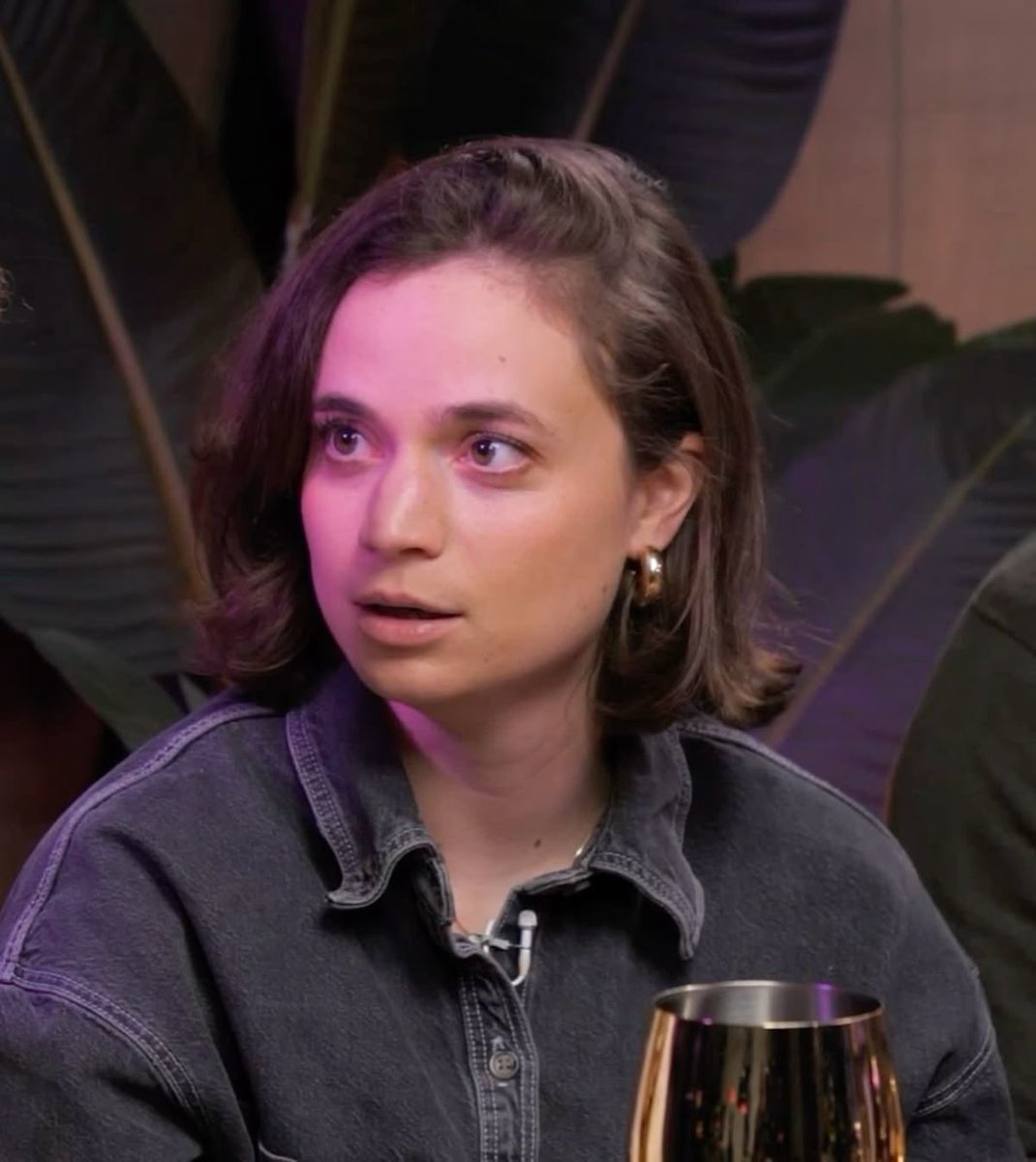cxurtmangela's tweet photo. it's so funny to me that angela has so many ships mostly because of the way she looks at everyone like she's in love with them https://t.co/NQmsYOGRRQ