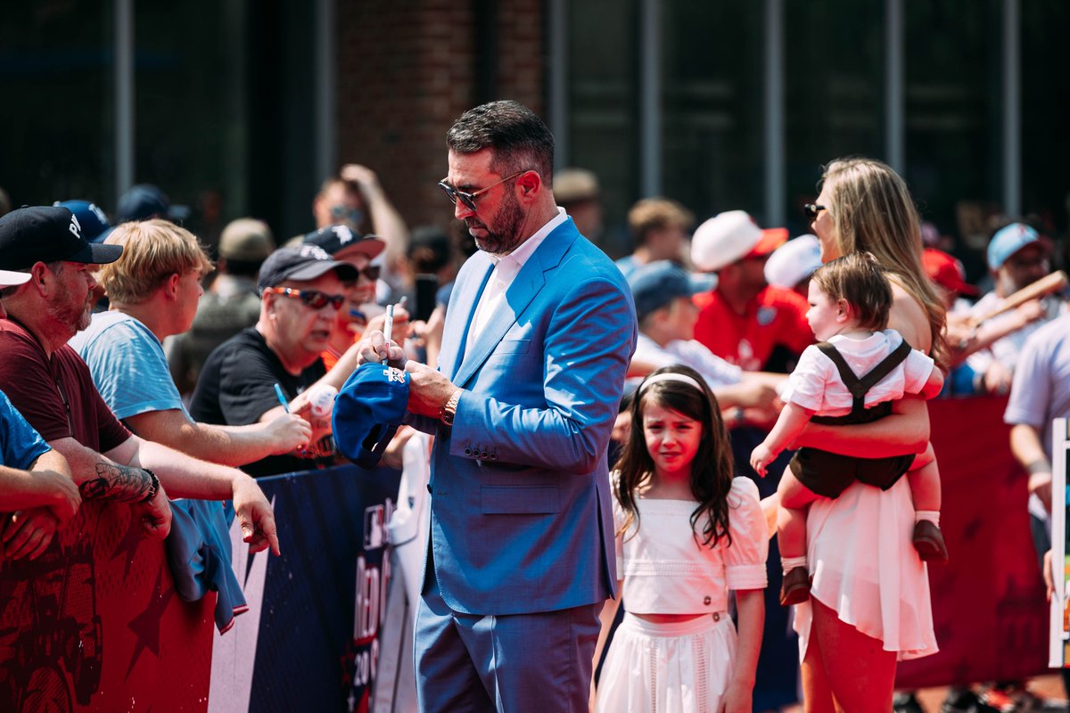 tigers's tweet photo. 10x All-Star 👏 https://t.co/crYRQYAA2E