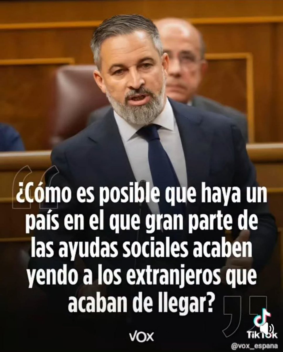 TitaLupo's tweet photo. Solo pasa en España,
Necesitamos a Vox
Necesitamos Abascal de presidente. https://t.co/uB9uWL9WMR