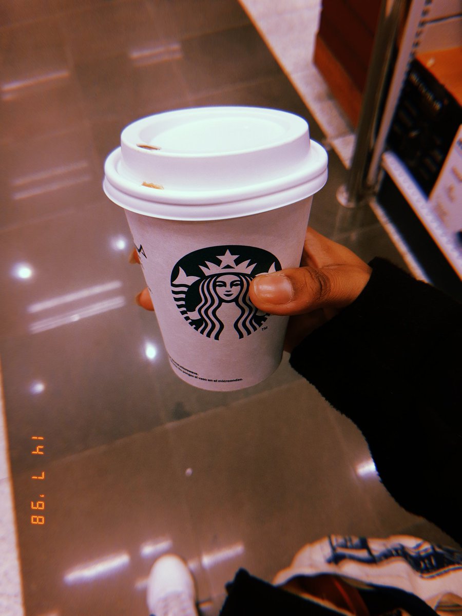 DecodeRobsten's tweet photo. Ganhando café de graça hoje. ☕ https://t.co/iZpPVobnRX
