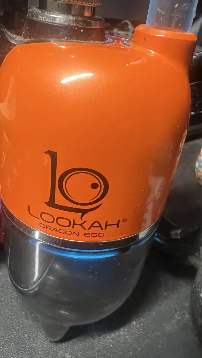 Crypt0Xf1re8's tweet photo. Fuck! For $500 nah! I’ll stay with my cheapo #DragonEgg by @lookah #Lookah #DogeDope #Ganjah #DOGE https://t.co/9y8Hu4qfLv