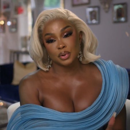 luannscamel's tweet photo. just saying… if they didn’t give Gizelle a reunion package, they better not give Phaedra one
#RHOA https://t.co/2ScuVEjbtg