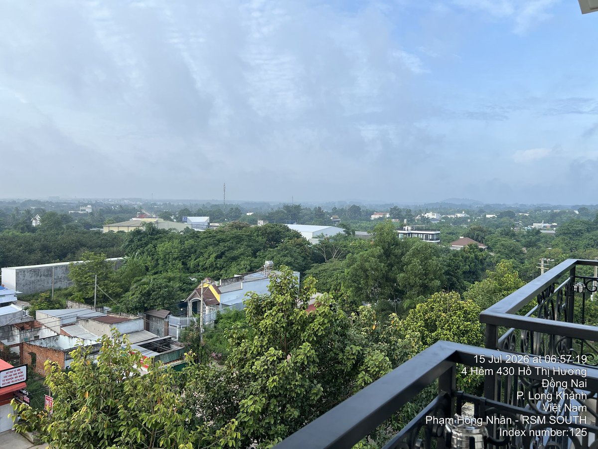 Nhan087's tweet photo. Chào binh minh ở đất chôm chôm, như thường lệ vẫn 100 lần hít đất. https://t.co/0Q8pUCCxpk