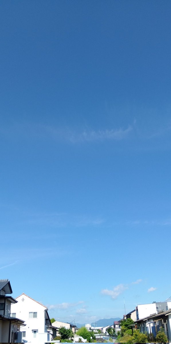 simauma10's tweet photo. おはようございます⤴️

今日は火曜日。
朝からギラギラしております☀

今日も無理せずゆっくりがんばりましょ。

いってきまーす🖐

ご安全に。 https://t.co/uZb7DXkwqY