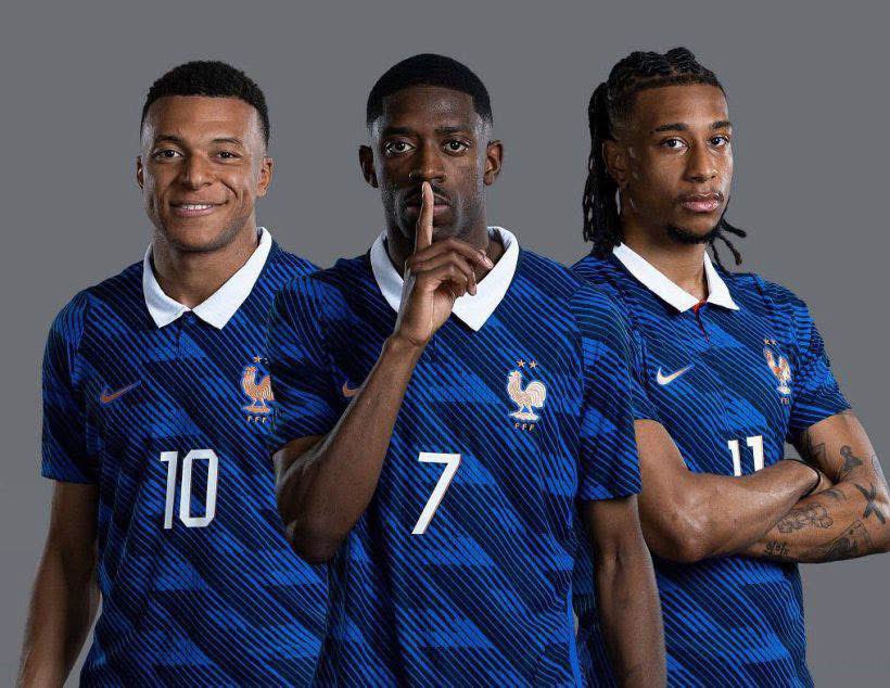 ousadiaemcampo's tweet photo. As 2 seleções mais fortes que eu vi na vida que não foram campeãs do mundo.

🇧🇷 Brasil 2006 
🇫🇷 França 2026 https://t.co/GXMyd6feQe