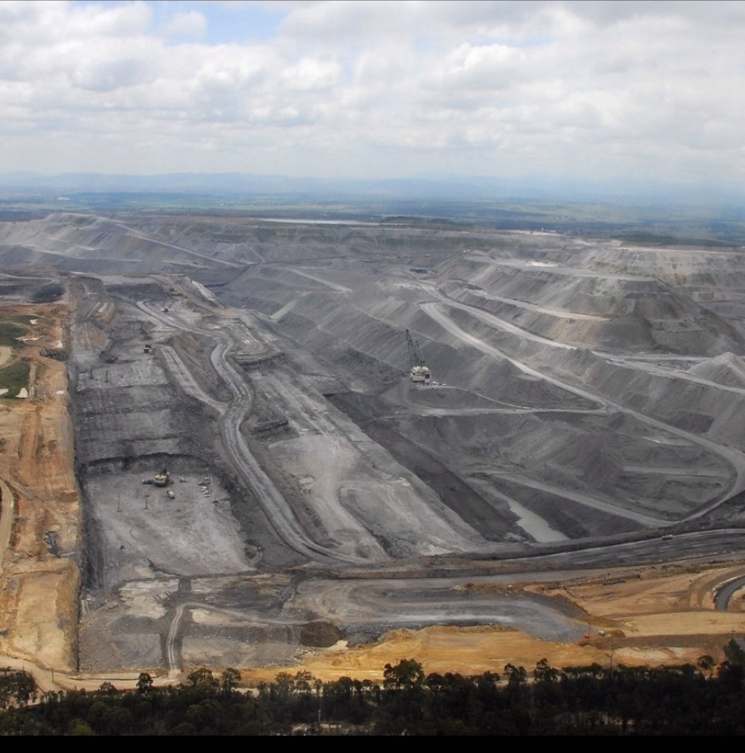 1sparkey's tweet photo. @PaulineHansonOz Oh Really, ever seen the damage of a coal mine, or understand Coal mining and coal ash produce severe, systemic health risks across their lifecycle. Coal dust inhalation causes respiratory and cardiovascular disease, risks of cancer, organ damage, and developmental disorders. https://t.co/SevoUCBtVr
