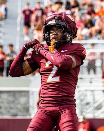 DomonicWJr's tweet photo. AGTG! Blessed and honored to receive an offer from Virginia Tech! 🦃@NIckPerry_27 @nchssportspage @Spotlight39_Pod @247Sports @TheUCReport @NP_Florida @ChadSimmons_ @ZBlostein247 @pepman704 @EdOBrienCFB @NPCoachJeff @TomLoy247 @Hayesfawcett3 https://t.co/cDsJcdGmKW