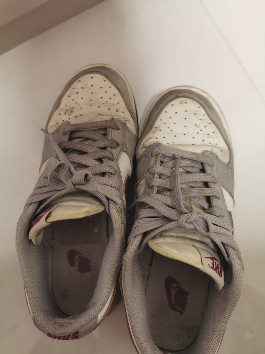 comrade_lin's tweet photo. 如愿以偿 小妹妹37码小脚香香的，狠狠内射不擦放回，踩着��的精液出门吧。 #扫楼 #扫楼打胶 #打胶 #射鞋 #玩鞋 #原味 https://t.co/yURMxY3mu0